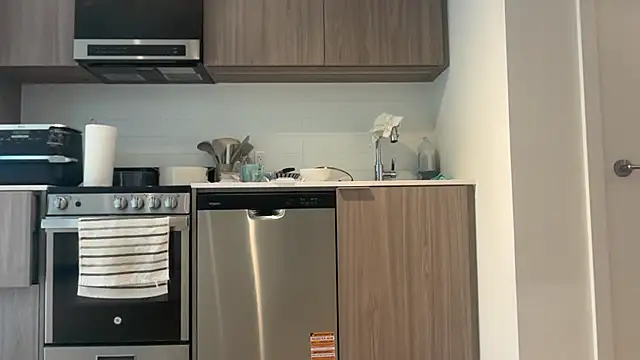 bendlikebanana   online show from 31, 3, 2026