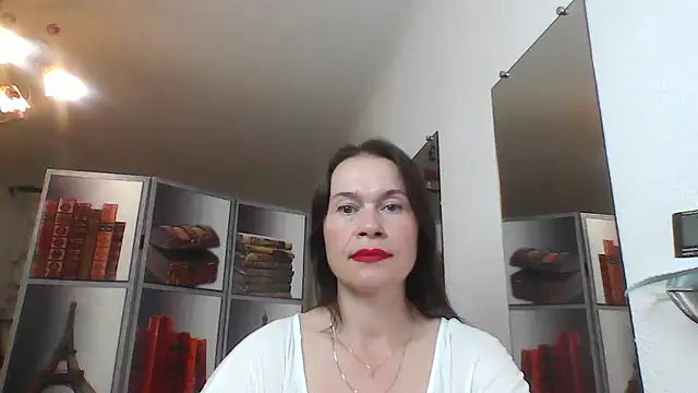 Selena Moo online show from 11, 6, 2026