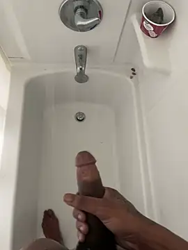 Mr11inchesnluvv online show from 26, 3, 2026