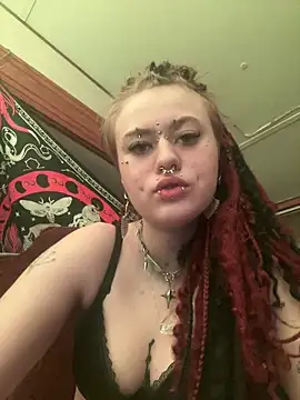 Snapshot of darlingvicuous chatting on 22, 3, 2026 darlingvicuous online show from 22, 3, 2026