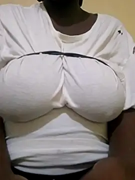 Snapshot of Coco2vee chatting on 27, 3, 2026 Coco2vee online show from 27, 3, 2026