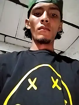 spittermasterpig1 online show from 18, 4, 2026