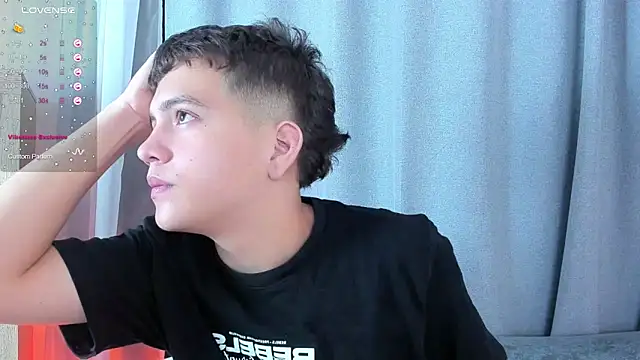 dennis hills online show from 2, 4, 2026