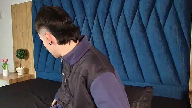 lio     online show from 6, 4, 2026