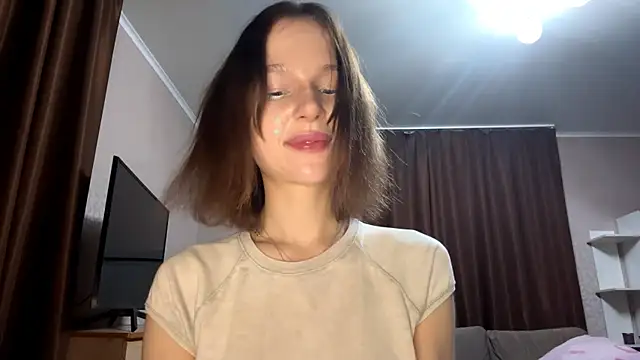 Snapshot of asunanue chatting on 4, 4, 2026 asunanue online show from 4, 4, 2026