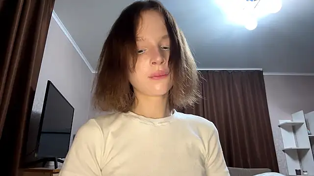 Snapshot of asunanue chatting on 5, 4, 2026 asunanue online show from 5, 4, 2026
