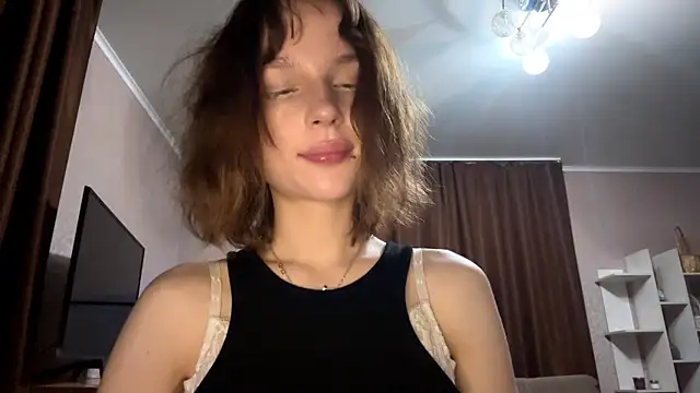 Snapshot of asunanue chatting on 15, 4, 2026 asunanue online show from 15, 4, 2026