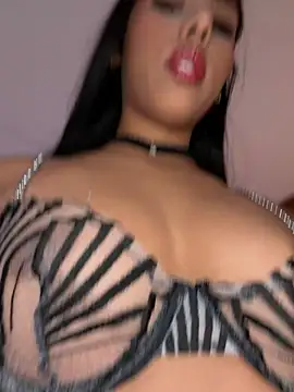Snapshot of Rossie_Blooms chatting on 23, 6, 2026 Rossie Blooms online show from 23, 6, 2026