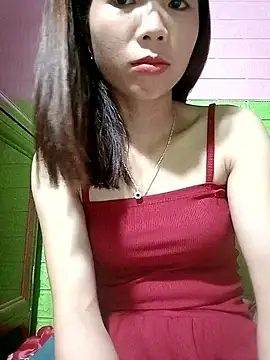 AmyLinee01 online show from 18, 4, 2026