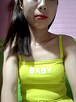AmyLinee01 online show from 22, 4, 2026
