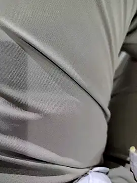 roselover2222 online show from 5, 4, 2026