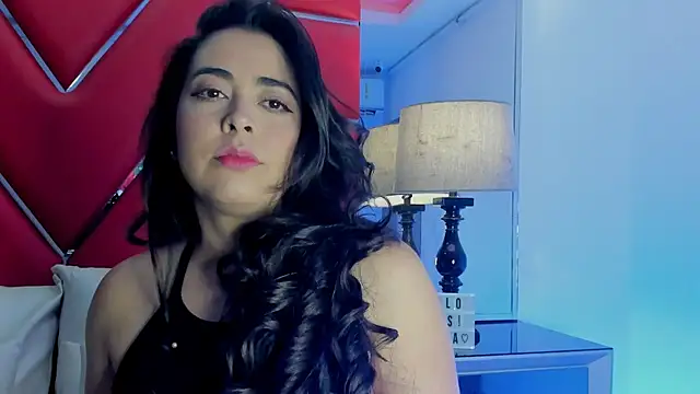 Snapshot of Sofia-Venegas chatting on 3, 5, 2026 Sofia-Venegas online show from 3, 5, 2026