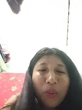 YI BABY online show from 5, 6, 2026