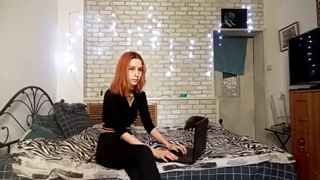 SirenFrost online show from 2, 4, 2026