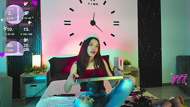 aurora petitee online show from 2, 4, 2026