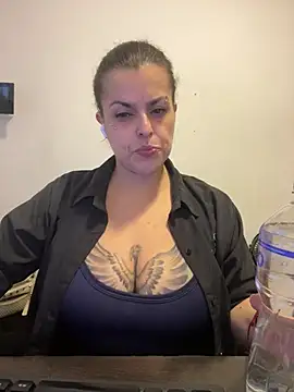 MiaHotboobs online show from 8, 7, 2026