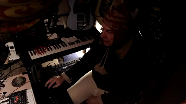 nicobite007 online show from 22, 3, 2026