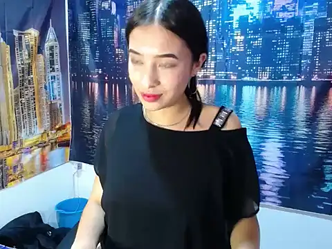 Itze Mua online show from 22, 3, 2026