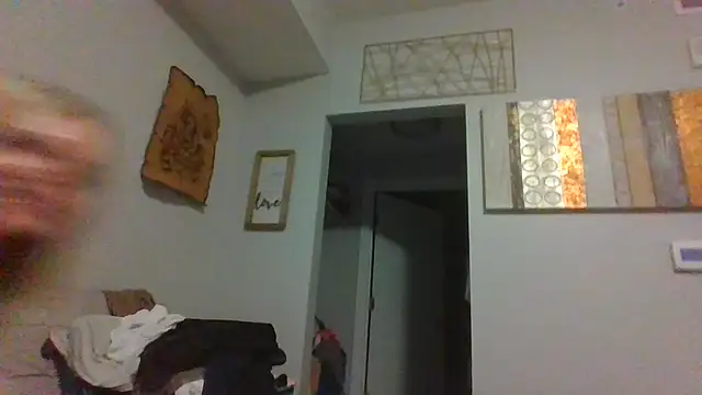 Britneycherry online show from 2, 7, 2026