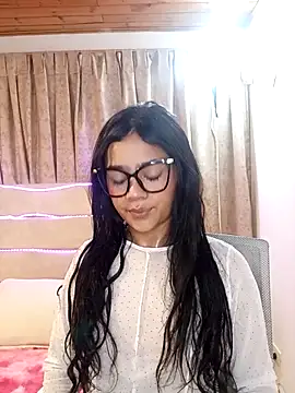 baby-skinnd online show from 2, 4, 2026