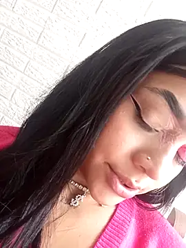 baby-skinnd online show from 7, 4, 2026