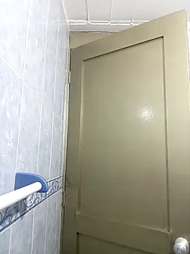 baby-skinnd online show from 8, 4, 2026