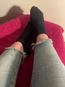 LilouPieds online show from 28, 3, 2026