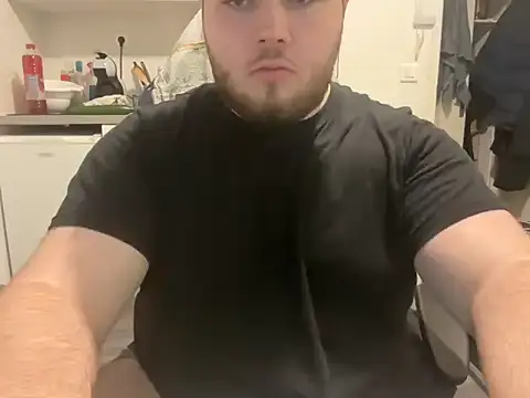 Snapshot of leowhitecock01 chatting on 22, 3, 2026 leowhitecock01 online show from 22, 3, 2026