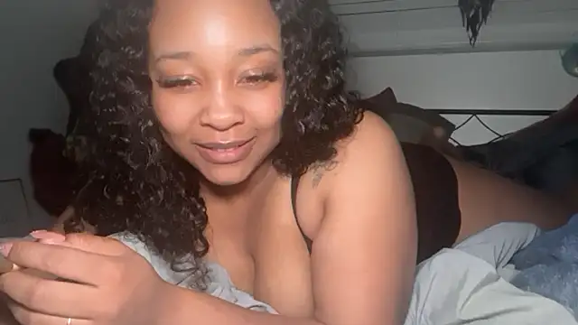 Yourmommysilk online show from 27, 3, 2026