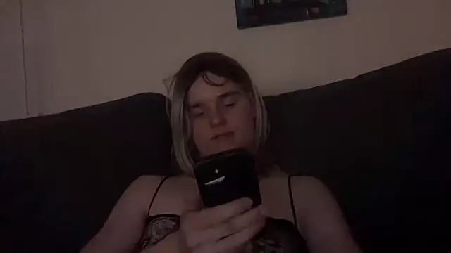 Snapshot of sissybttm647 chatting on 22, 3, 2026 sissybttm647 online show from 22, 3, 2026