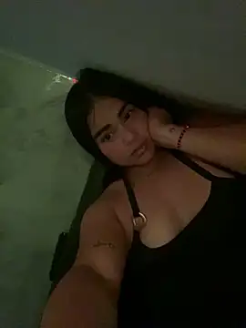 Valerials online show from 9, 4, 2026