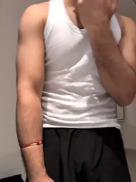 handsome-hunky online show from 25, 3, 2026