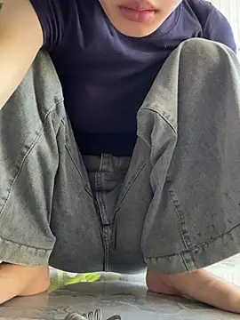 Snapshot of Yuri_k2 chatting on 27, 5, 2026 Yuri k2 online show from 27, 5, 2026