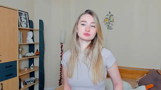 VioletteClaire online show from 2, 5, 2026