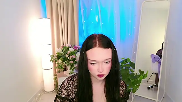 Flora Ray online show from 6, 4, 2026