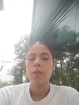 wet vika online show from 8, 4, 2026