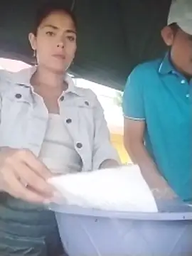 wet vika online show from 15, 4, 2026