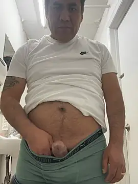 Crossroads5214 online show from 25, 3, 2026