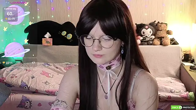 JulietFisher online show from 28, 4, 2026
