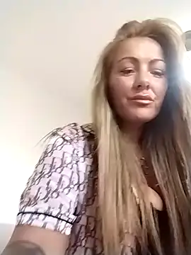 Exotic ParisX online show from 9, 5, 2026