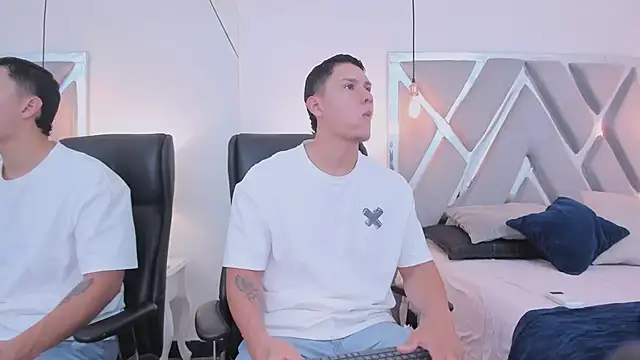Chriss Diamond online show from 16, 4, 2026