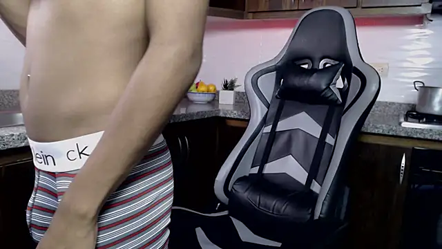Snapshot of LexSin17 chatting on 31, 3, 2026 LexSin17 online show from 31, 3, 2026