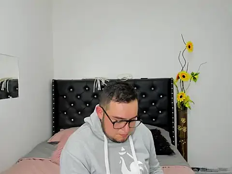 Snapshot of Xavier_Blaze chatting on 25, 3, 2026 Xavier Blaze online show from 25, 3, 2026