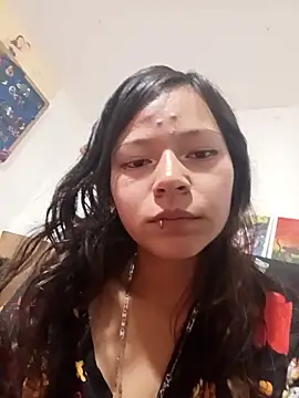 Ninffa sweet21 online show from 16, 4, 2026