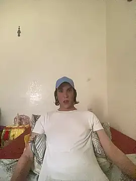 Snapshot of Ashwak_trans chatting on 6, 4, 2026 Ashwak trans online show from 6, 4, 2026