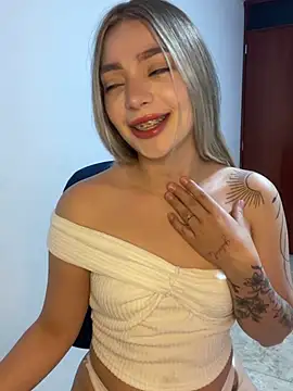 Snapshot of Catalina_bel chatting on 2, 7, 2026 Catalina bel online show from 2, 7, 2026