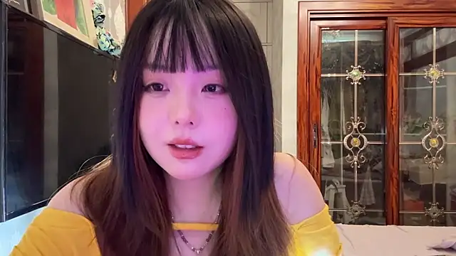 Snapshot of thelittlexx chatting on 18, 4, 2026 thelittlexx online show from 18, 4, 2026