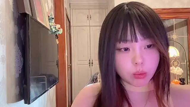 Snapshot of thelittlexx chatting on 3, 5, 2026 thelittlexx online show from 3, 5, 2026