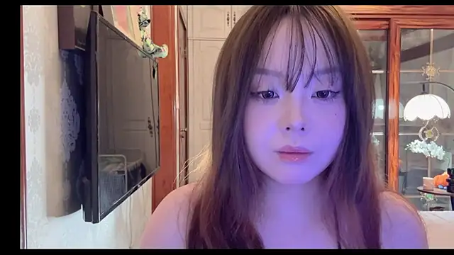 Snapshot of thelittlexx chatting on 4, 6, 2026 thelittlexx online show from 4, 6, 2026