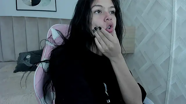 Kikii 1 online show from 1, 5, 2026